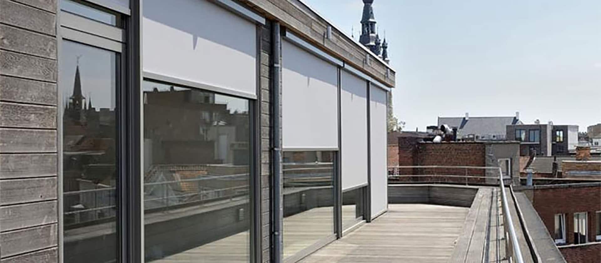 Zipscreens få tilbud på udvendig solafskærmning i